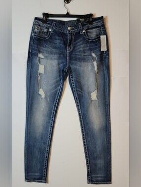 Miss Me Easy Skinny NWT  Size 31